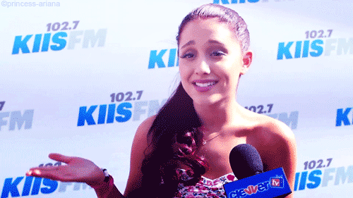 Ariana-Grande-Saying-to-Dont-Know-Funny-gif-picture